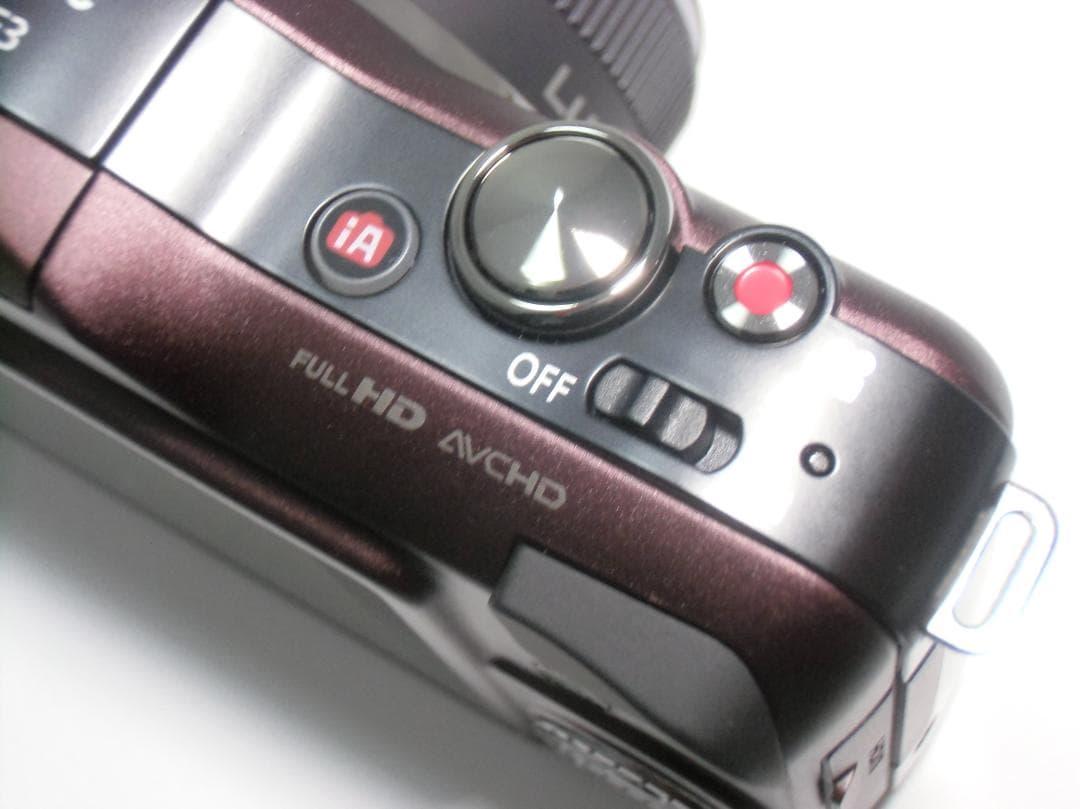 Panasonic GF3 ワインレッド 14-42mmレンズ付き