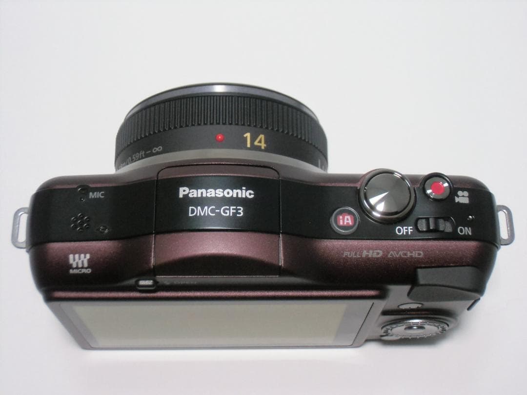 Panasonic GF3 ワインレッド 14-42mmレンズ付き