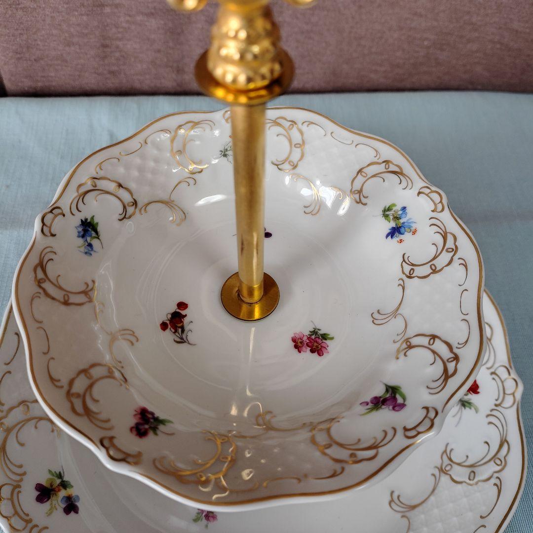 ドイツ/リンドナー製ロココ調 二段式ケーキスタンド 陶器製 花柄 ゴールド