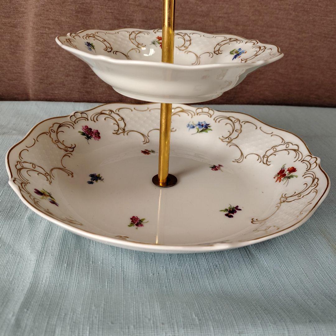 ドイツ/リンドナー製ロココ調 二段式ケーキスタンド 陶器製 花柄 ゴールド