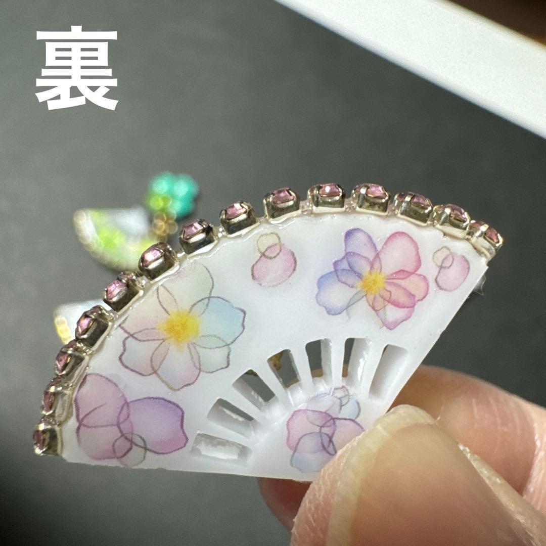 ☆キラキラ・薔薇・クローバー・ミニチュア・扇子・レジンチャーム・扇子パーツ☆