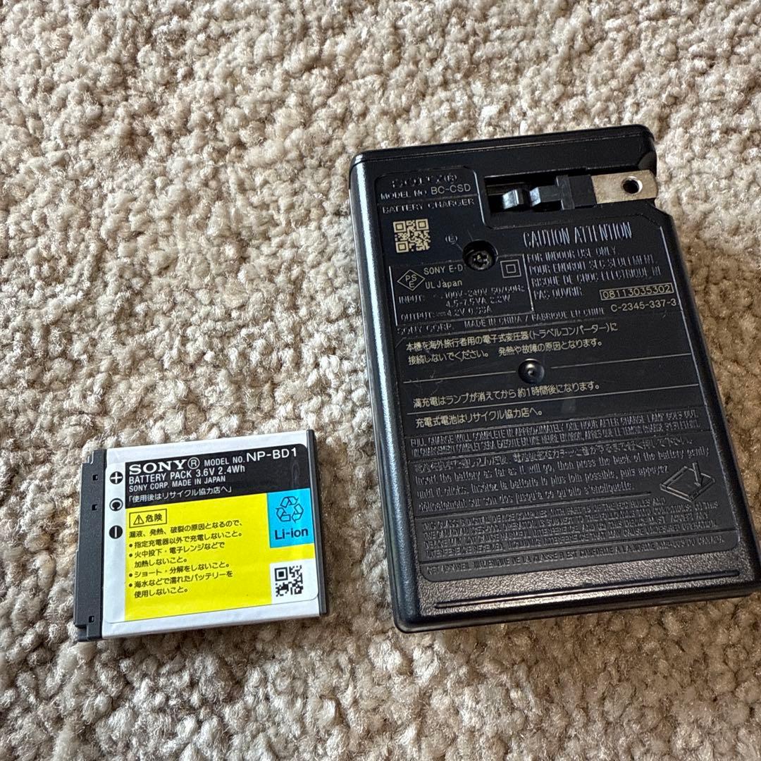 【動作確認済み美品】SONY Cyber-shotT77コンパクトデジタルカメラ