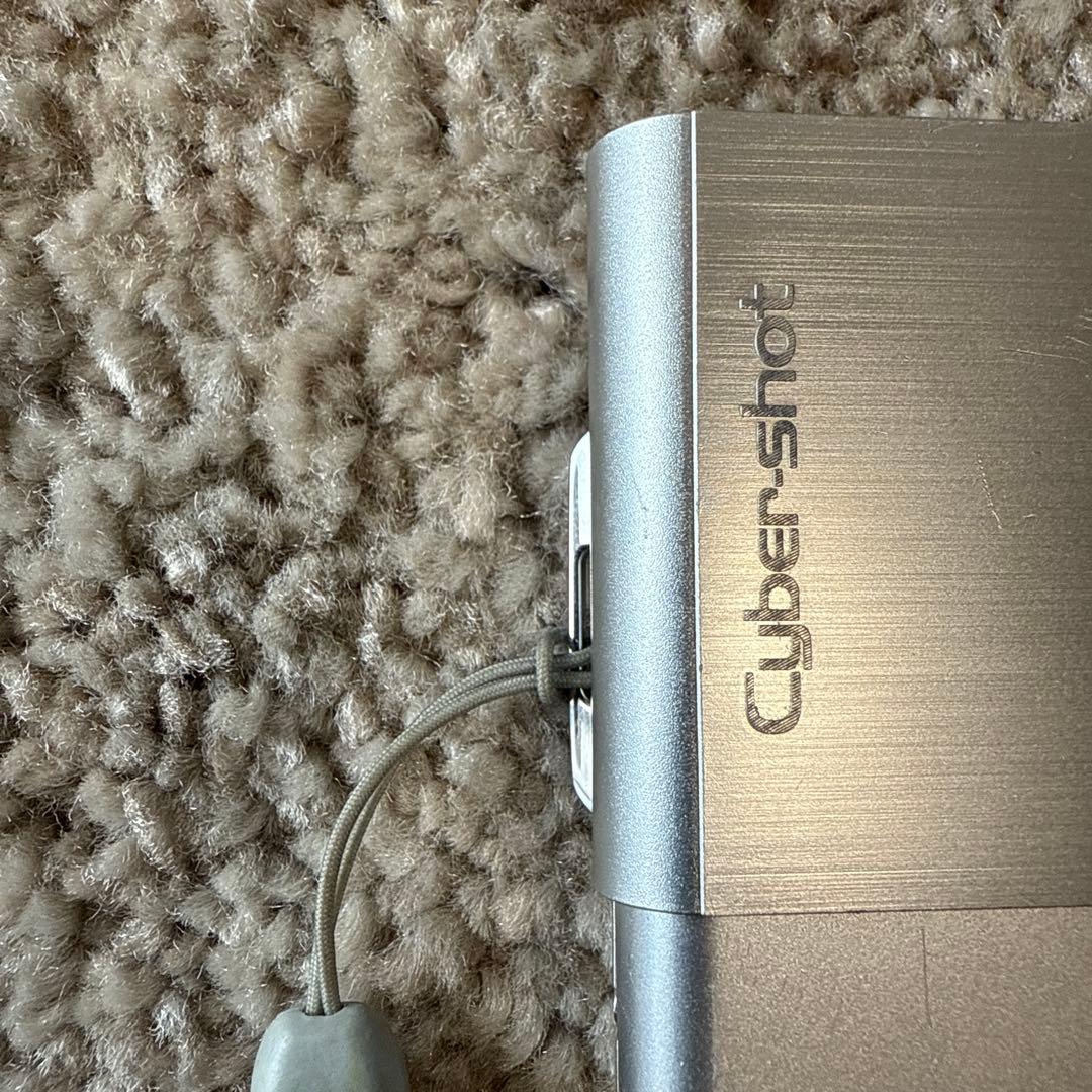 【動作確認済み美品】SONY Cyber-shotT77コンパクトデジタルカメラ