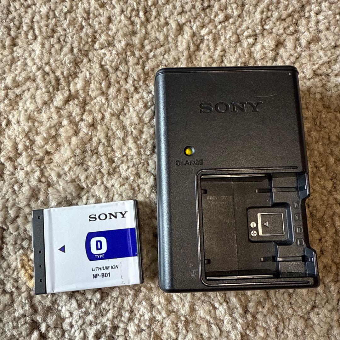 【動作確認済み美品】SONY Cyber-shotT77コンパクトデジタルカメラ