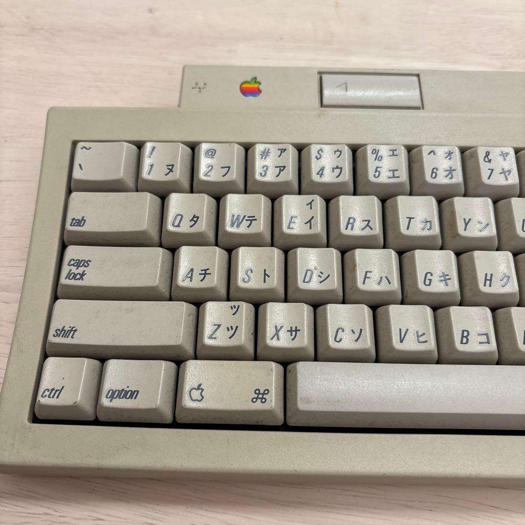 最終値下　Macintosh Classic 収納バック＋キーボード　現状渡