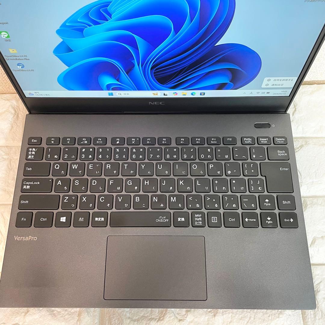 i7-第10世代/メモリ16GB/SSD256GB Windows11対応NEC
