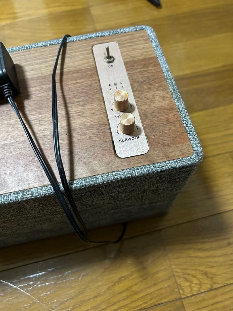 unLogy ワイヤレススピーカー サブウーファー付き