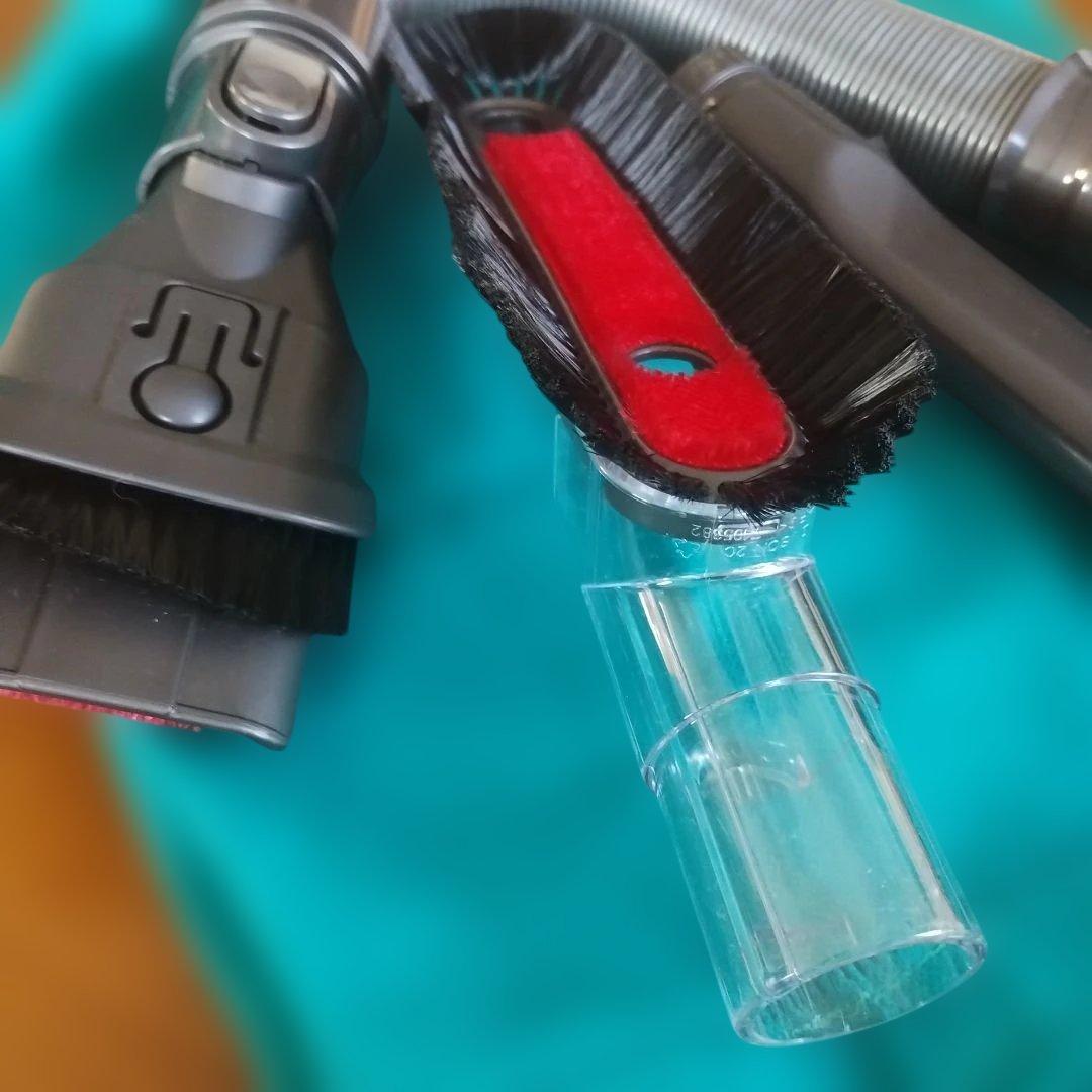 Dyson V6 サイクロン式掃除機 充電器付き　充電スタンド　他 付属品付き