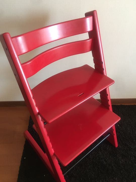 【再出品】大阪引き取り限定ストッケSTOKKE トリップトラップチェアーレッド