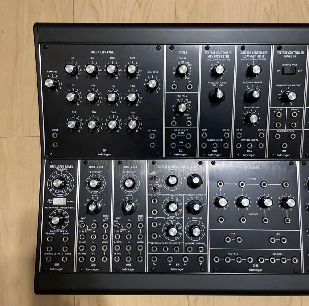 behringer System-15アナログシンセサイザー モジュラーシンセ