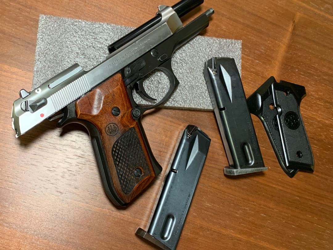 マルシン 発火式モデルガン ベレッタ M92 カスタム BERETTA刻印 蓄光
