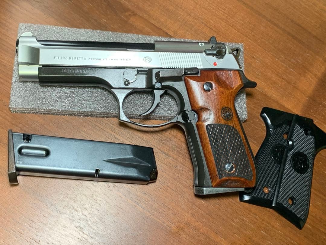 マルシン 発火式モデルガン ベレッタ M92 カスタム BERETTA刻印 蓄光