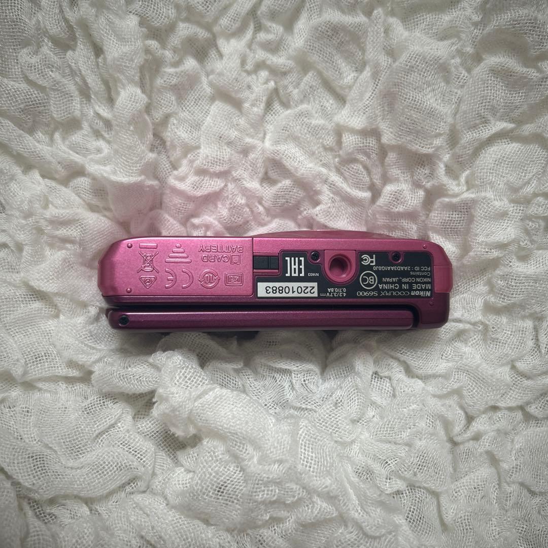 Nikon Coolpix S6900 グロッシーピンク