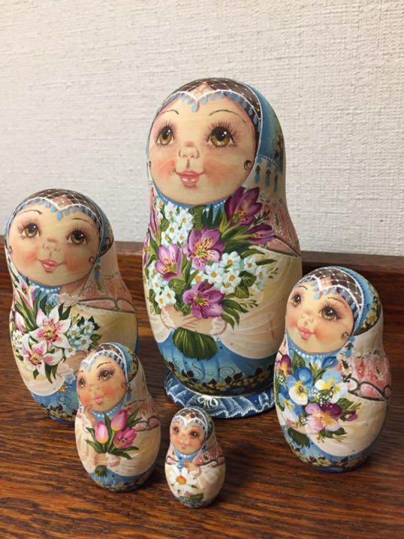ロシア雑貨☆マトリョーシカ(5P)スベトラーナ・ニコラエワ作