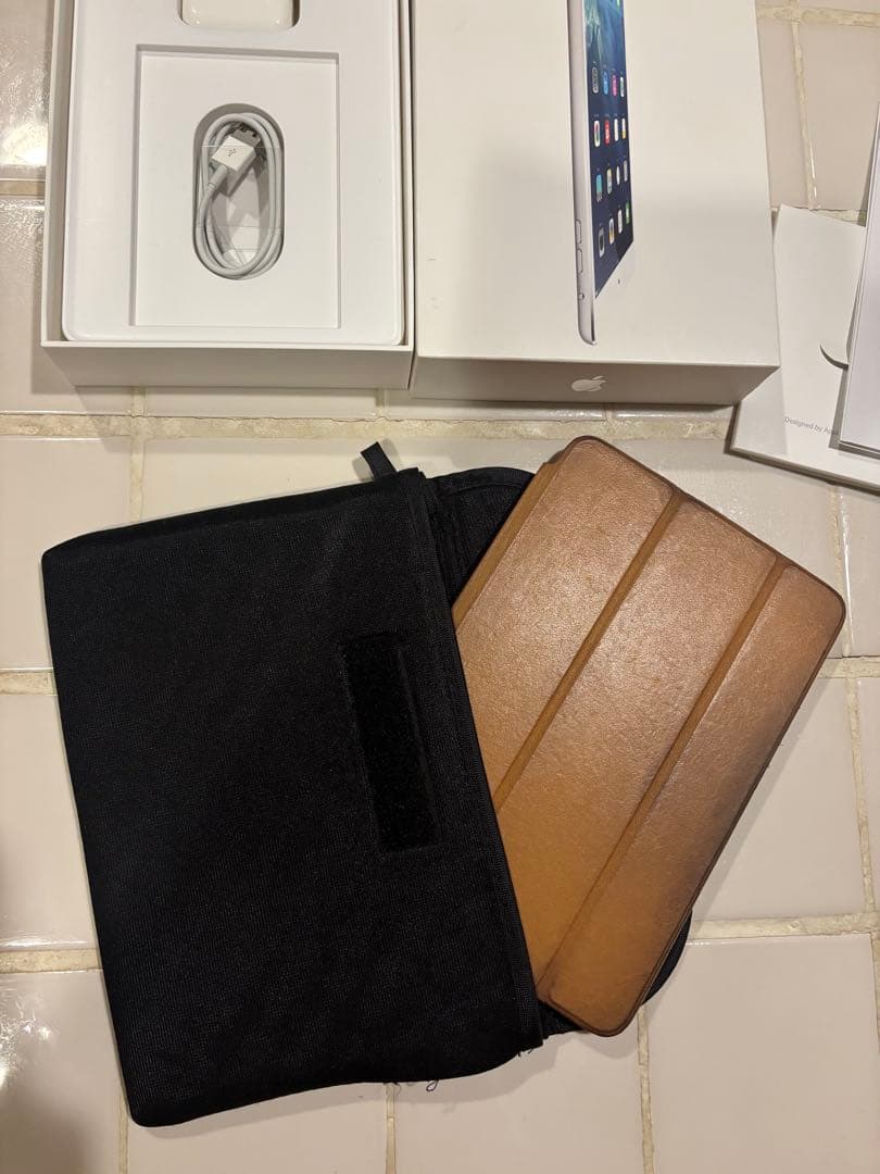 美品　iPad mini 2 Wi-Fiモデル 128GB 7.9インチ