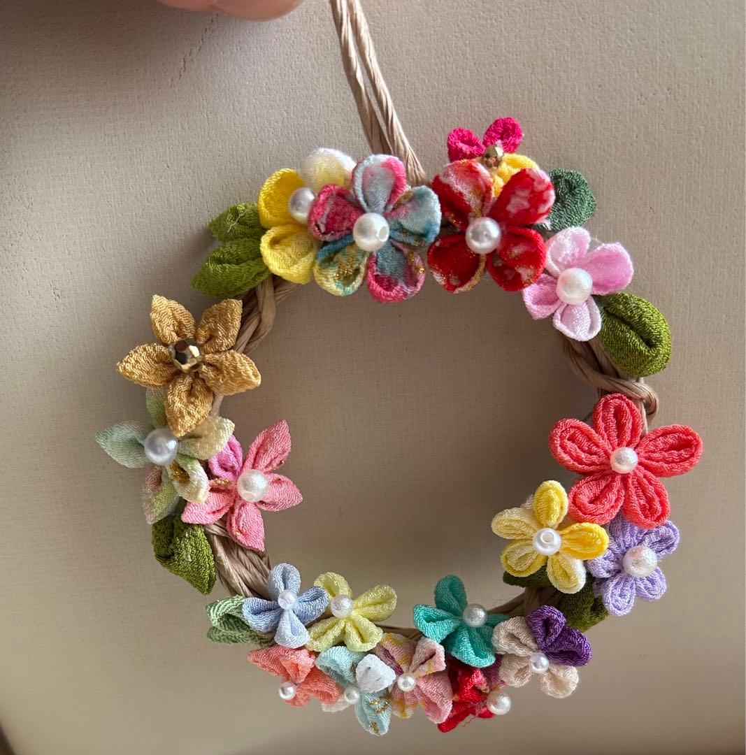 見本品　オーダー　小花のミニリース　つまみ細工　ハンドメイド