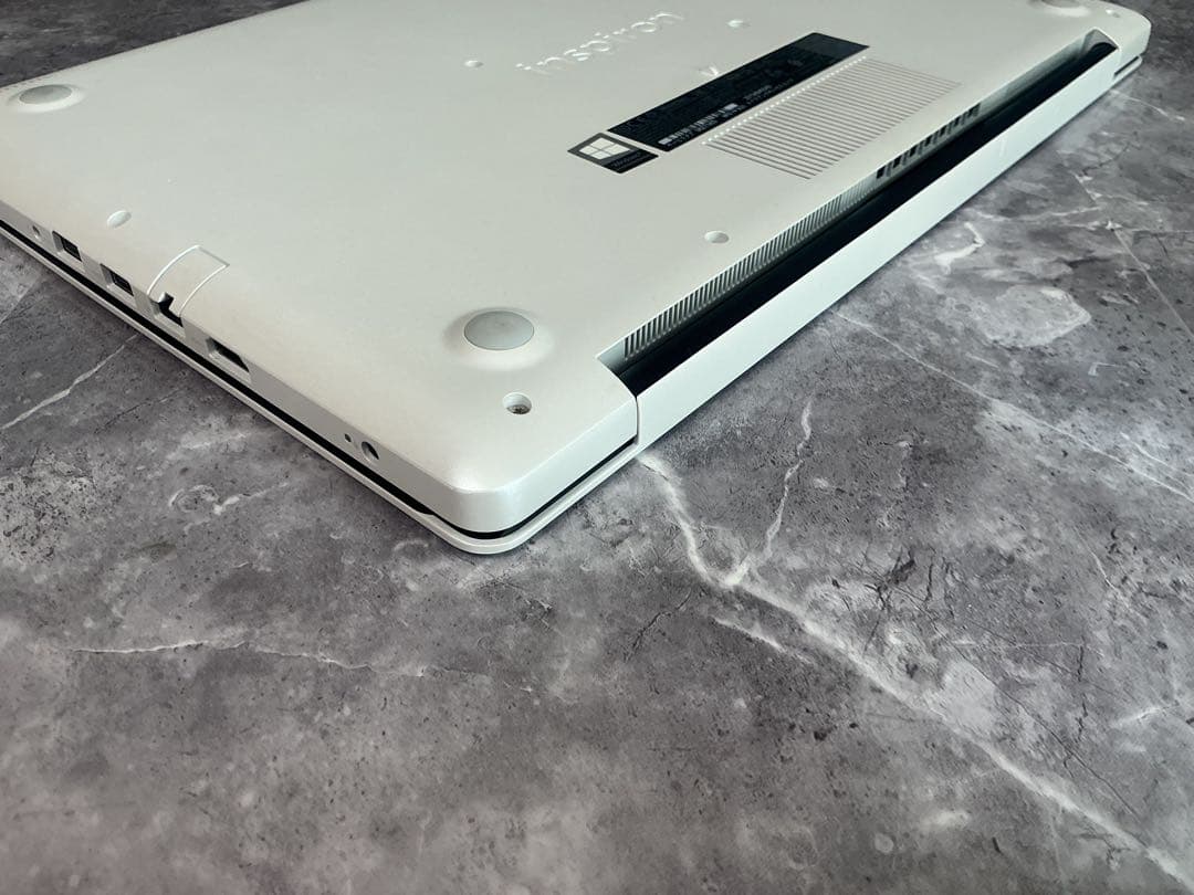 DELL inspiron 3593 第10世代 新品SSD256　FHD液晶