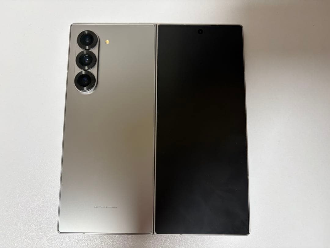 Galaxy Z Fold6 シルバーシャドウ 256GB SCG28 au版