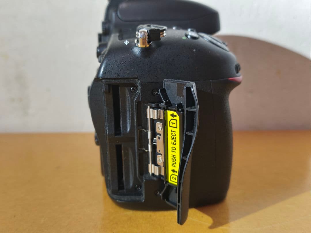 最小価格！！Nikon D600 デジタル一眼レフカメラ