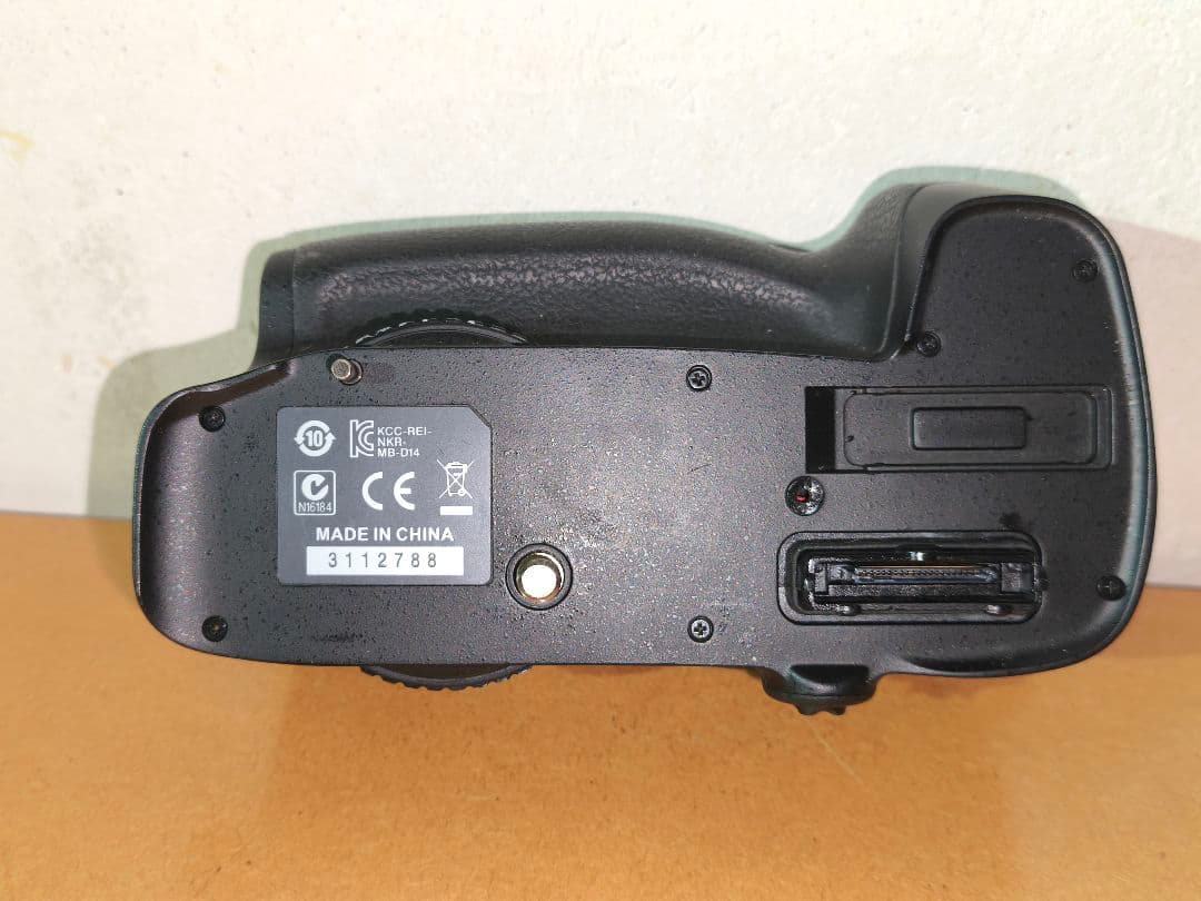 最小価格！！Nikon D600 デジタル一眼レフカメラ