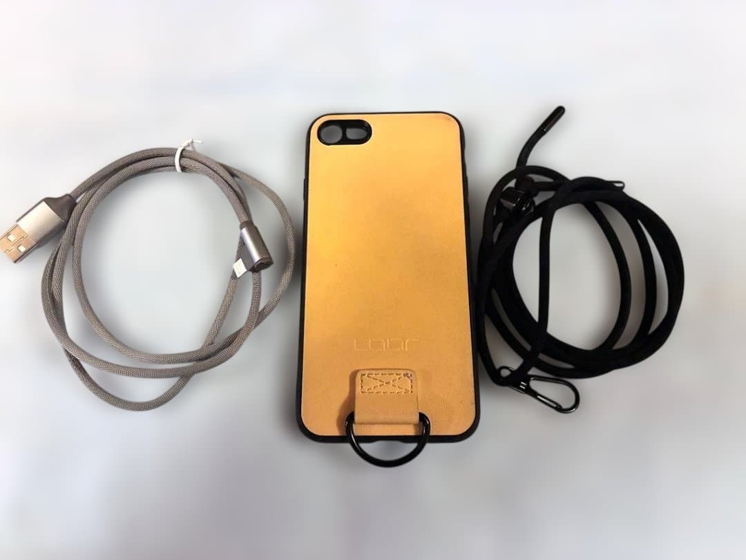 iPhone SE2 64GB SIMフリー 電池100％ 極美品 付属品有り