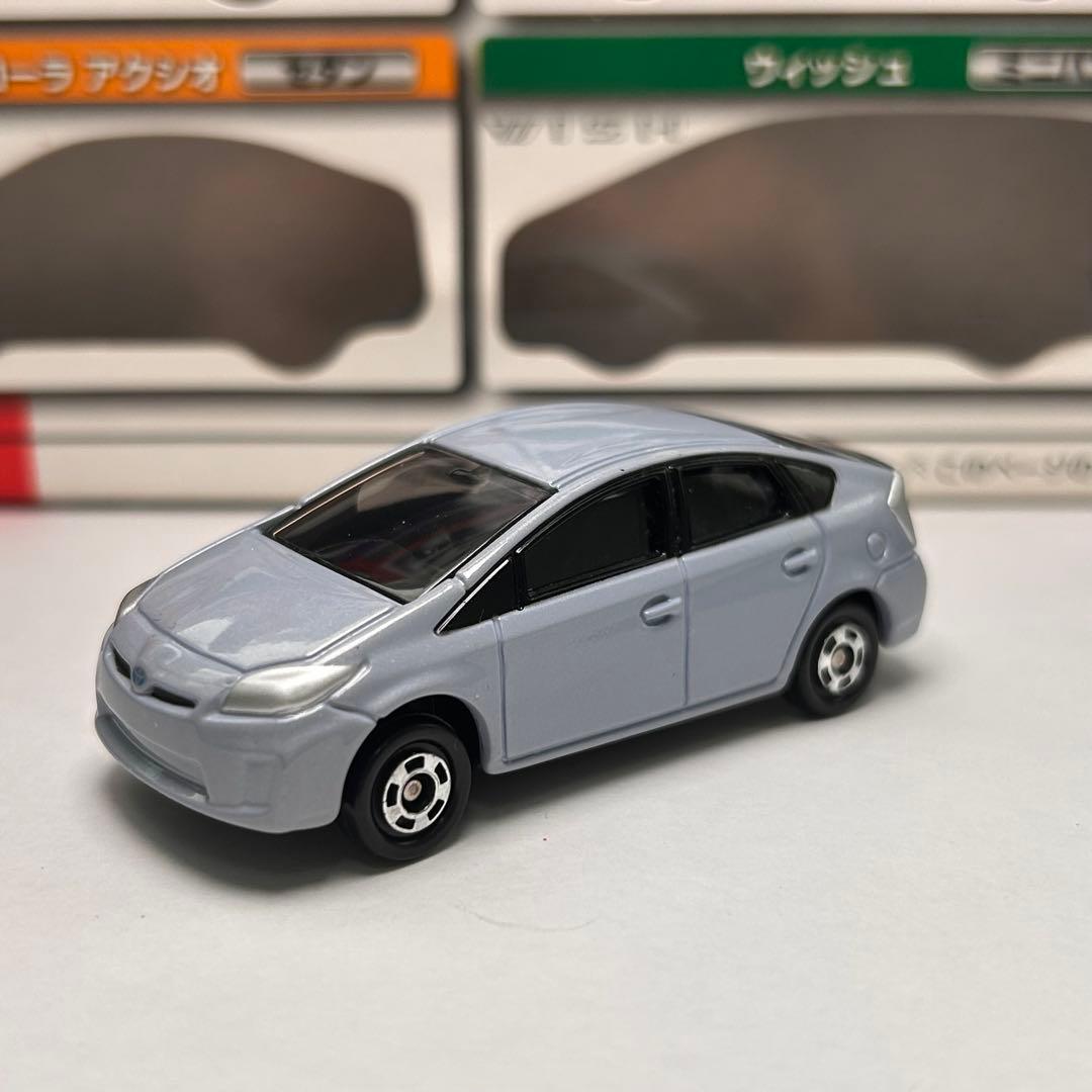トミカ　ギフトセット　トヨタセット　IQ プリウス　カローラアクシオ　ウイッシュ