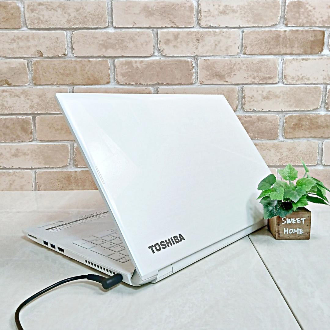 新品SSD☆オフィス付・i3/8G☆初心者OK！Win11ノートパソコン☆Q02