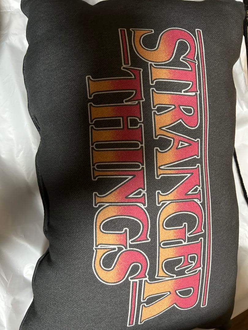 ストレンジャーシングス　ニコアンド　クッション