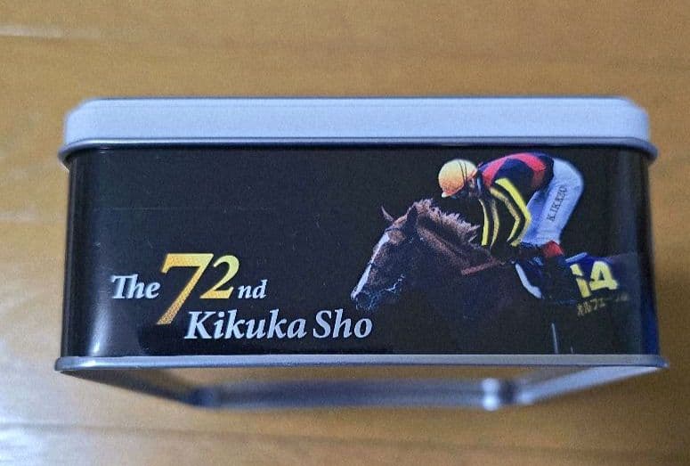 オルフェーヴル 三冠 クッキー缶 ステッカー メガネ拭き