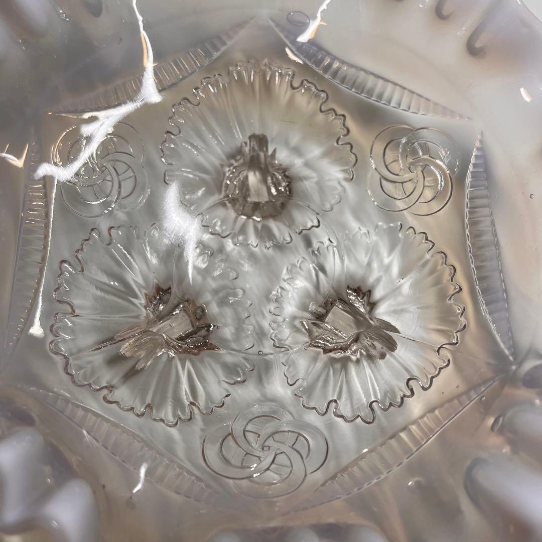 希少 アンティーク ノースウッド 足付きボウル フリル オパールセント 乳白色