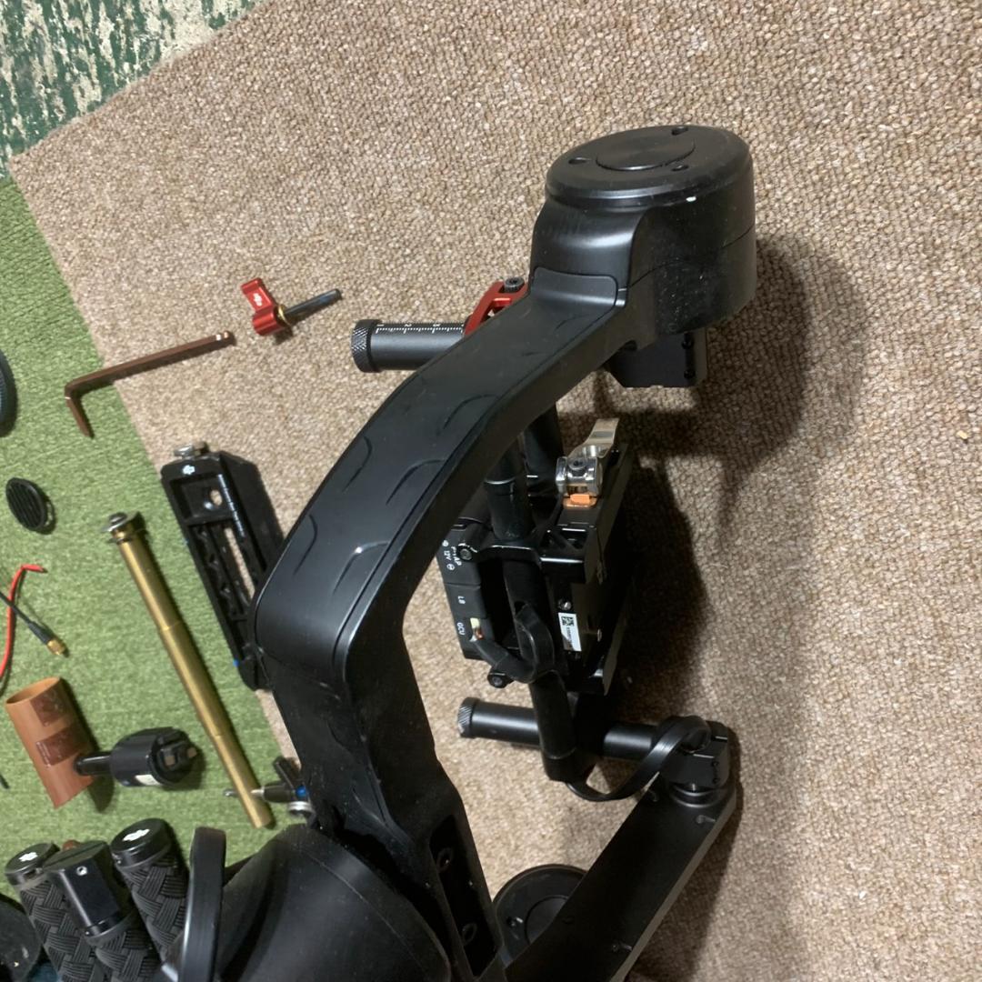 K219 DJI 3軸ジンバルスタビライザー RONIN-M【現状販売】