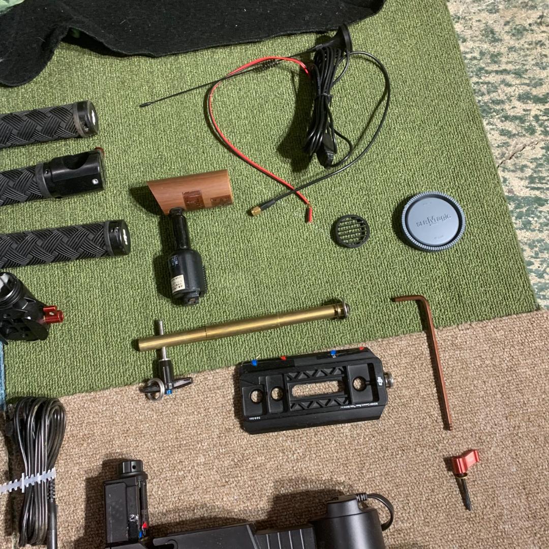 K219 DJI 3軸ジンバルスタビライザー RONIN-M【現状販売】