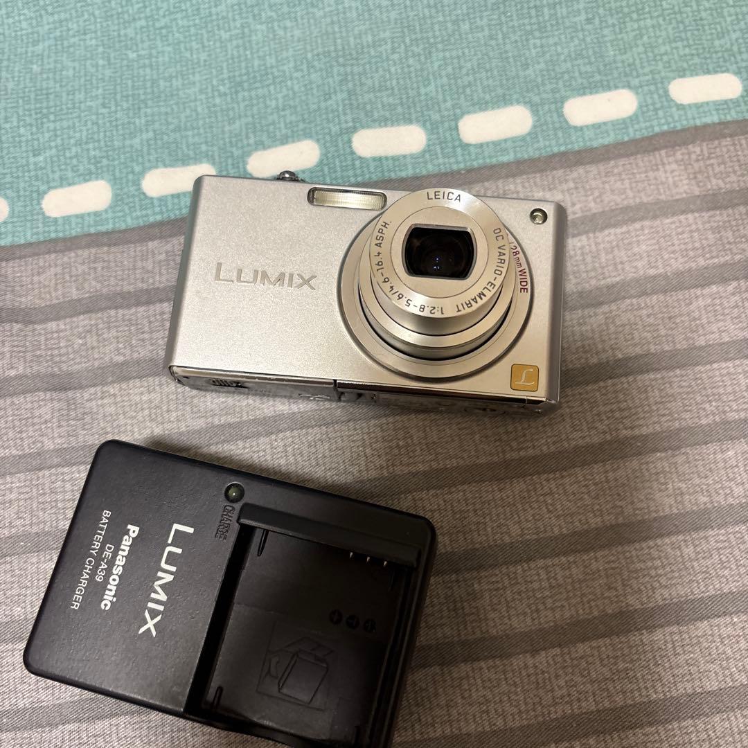 Panasonic パナソニック DMC-FX33 コンパクトデジタルカメラ