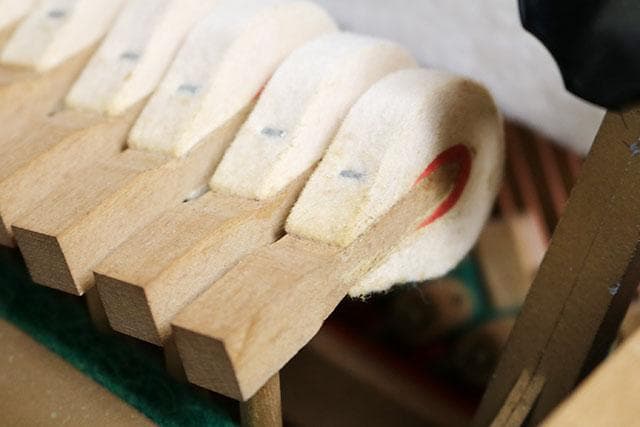 アップライトピアノ【ベックラー AH-28】販売