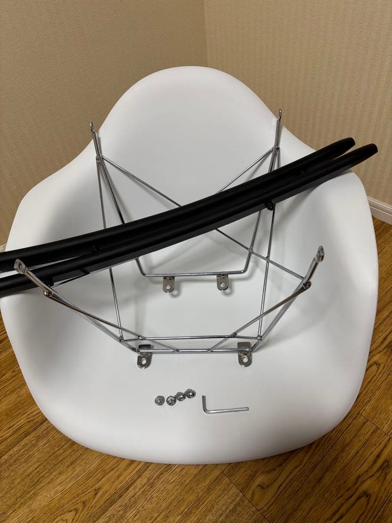 イームズ FRP製 ロッキングチェア アームチェア ホワイト　リプロダクト