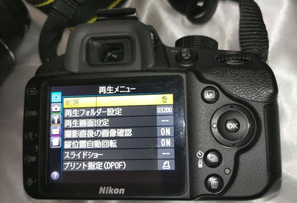 ショット数■6,606回 Nikon D3200 デジタル一眼レフ レンズ付
