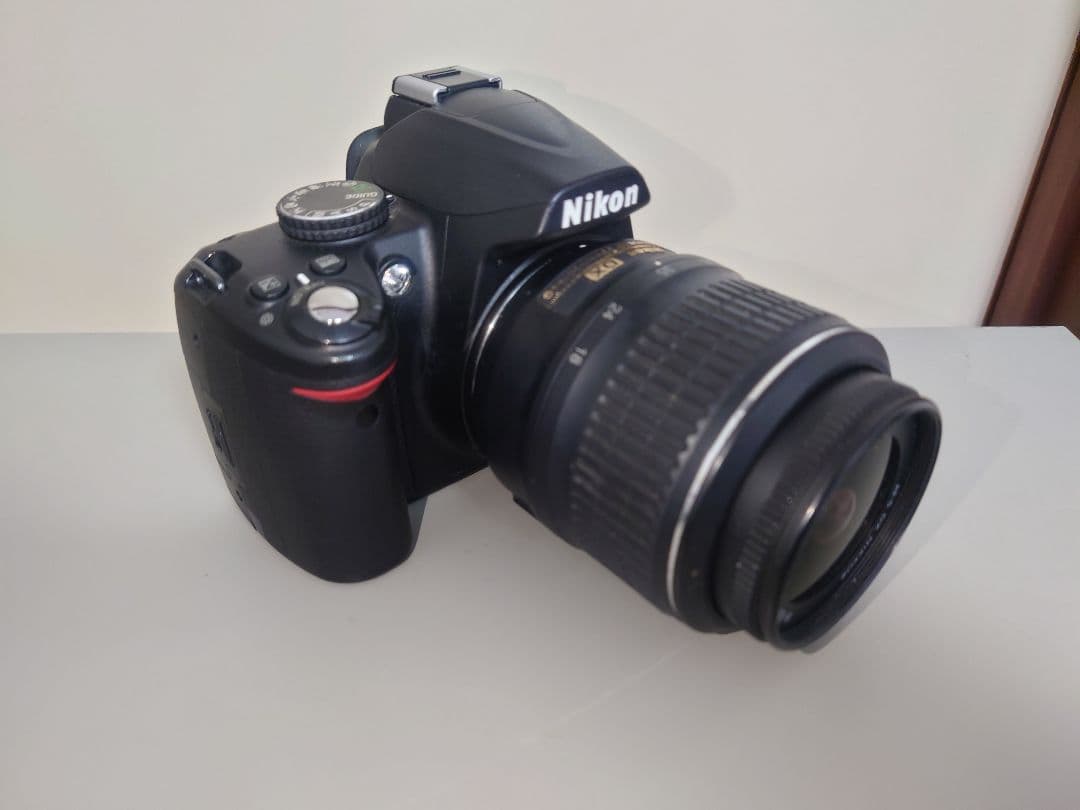 【美品】Nikon D3000　手振れ補正付きレンズセット