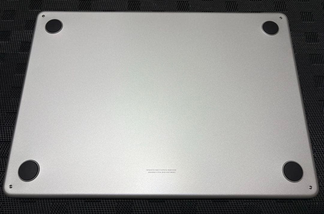 MacBook Air 10コアCPUと8コア GPUを搭載したM4チップ