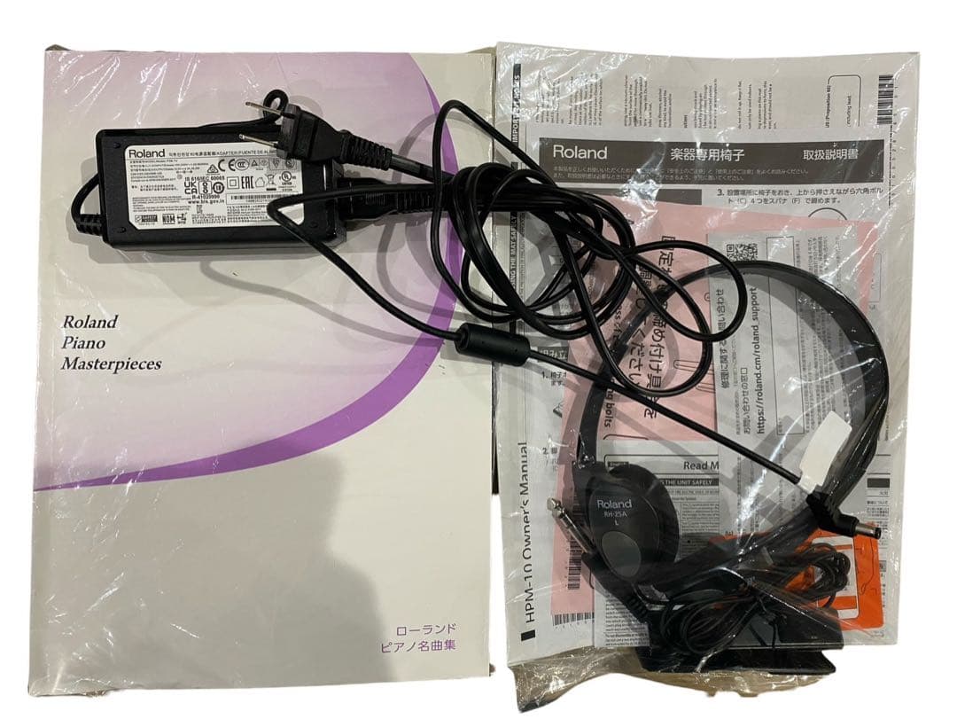 ★【美品】Roland デジタルピアノ 電子ピアノ F701 2022年製