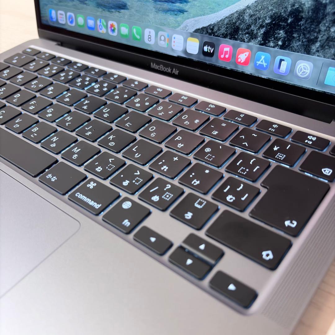 【美品】MacBook Air (M1,2020) 8GB 512GB