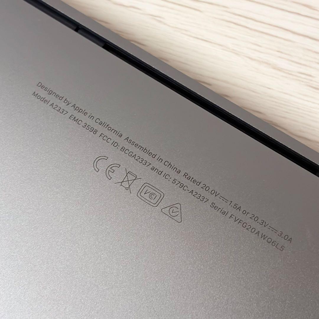 【美品】MacBook Air (M1,2020) 8GB 512GB