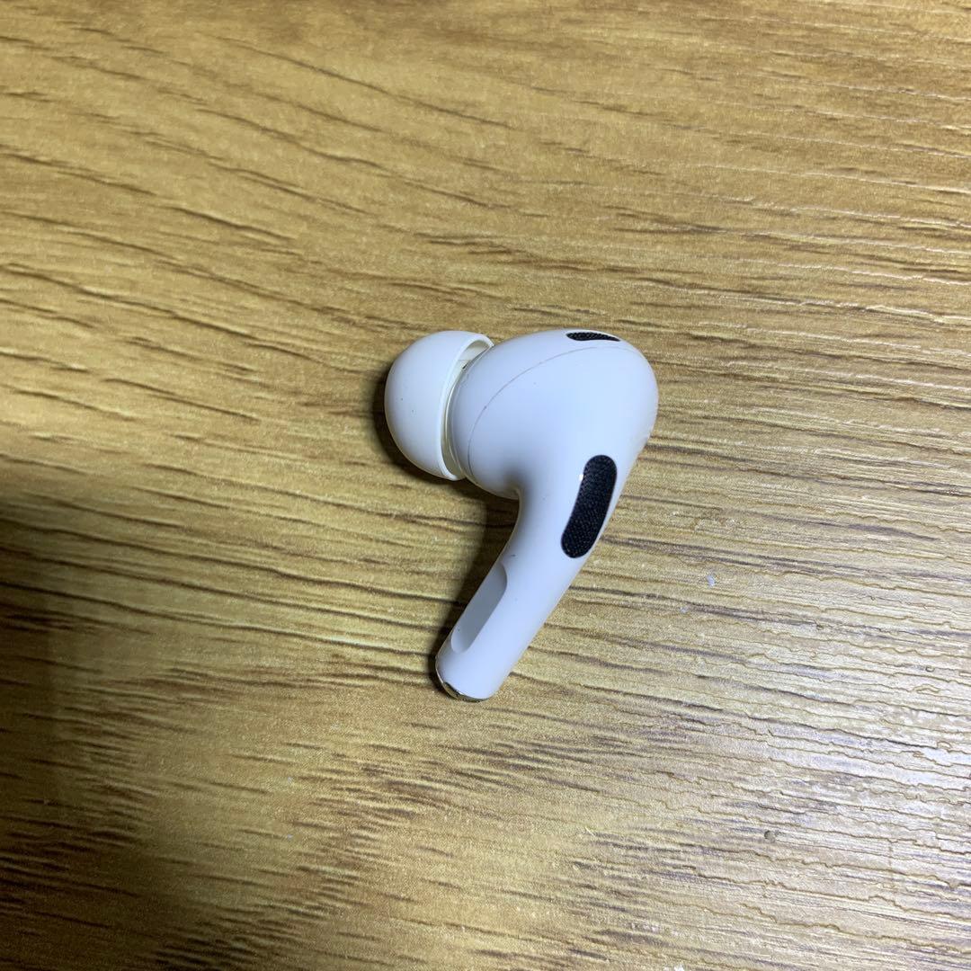 Apple AirPods Pro 第二世代　lightning 左耳　左側