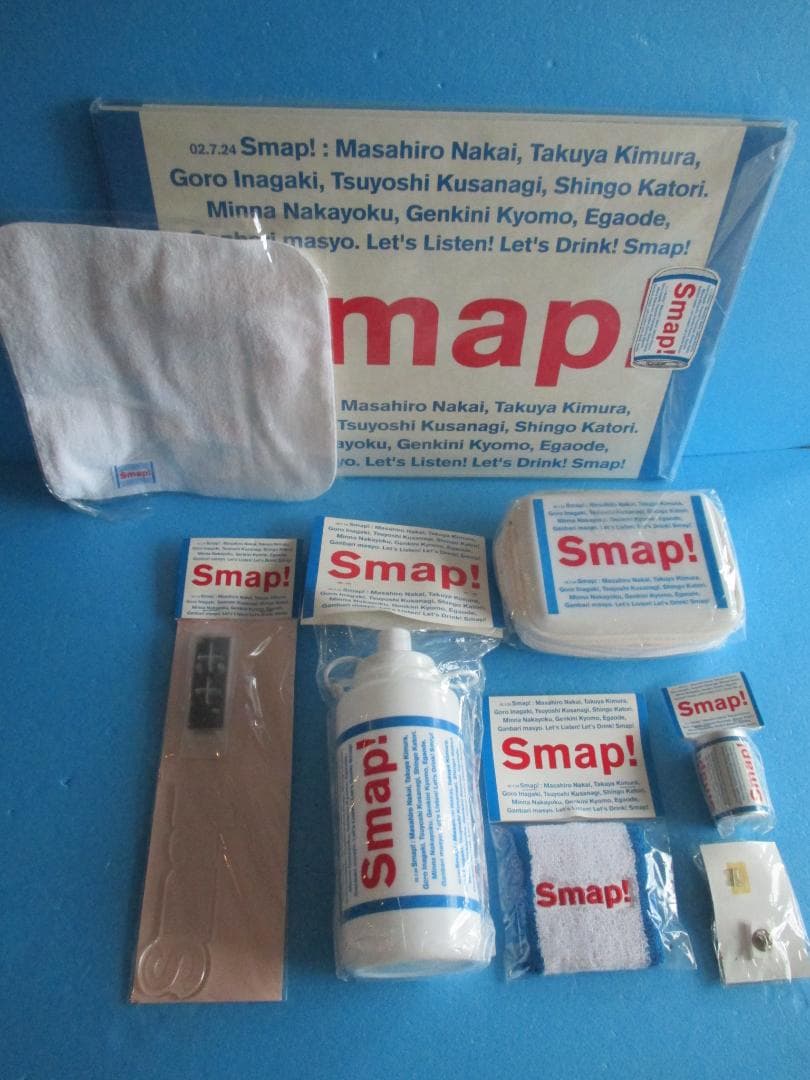 スマップ◎SMAP!TOUR！2002ツアーグッズ8点◎パンフバッジリストバンド
