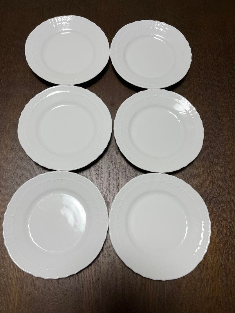 食器 Hachi