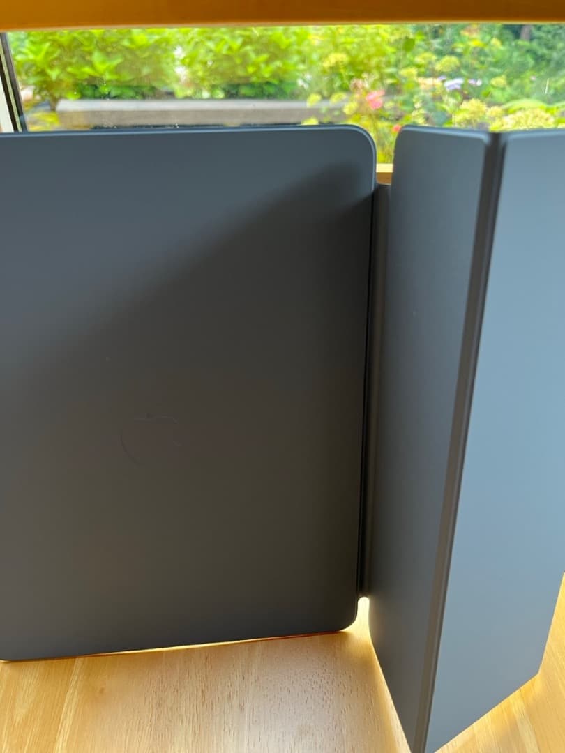 iPad Air 13インチ(M2) & Apple純正SmartFolio