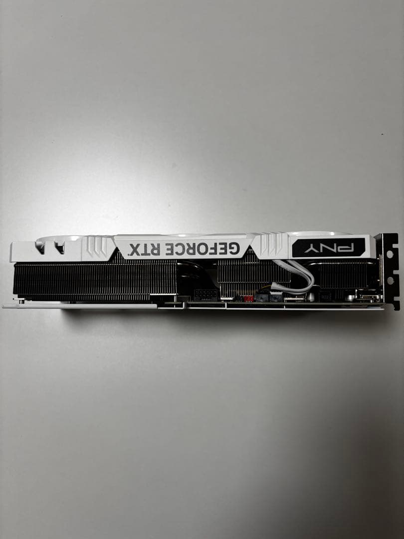 PNY GeForce RTX ホワイトグラフィックボード