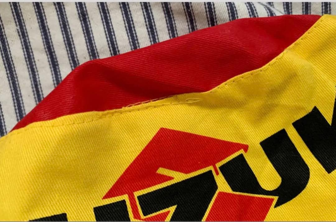 SUZUKI バケットハット 赤・黄・黒