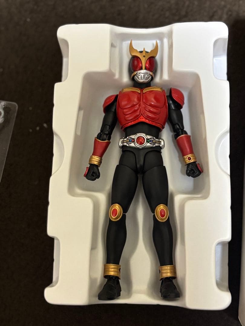 真骨頂　真骨彫　仮面ライダークウガ　50th フィギュアーツ　真骨彫製法