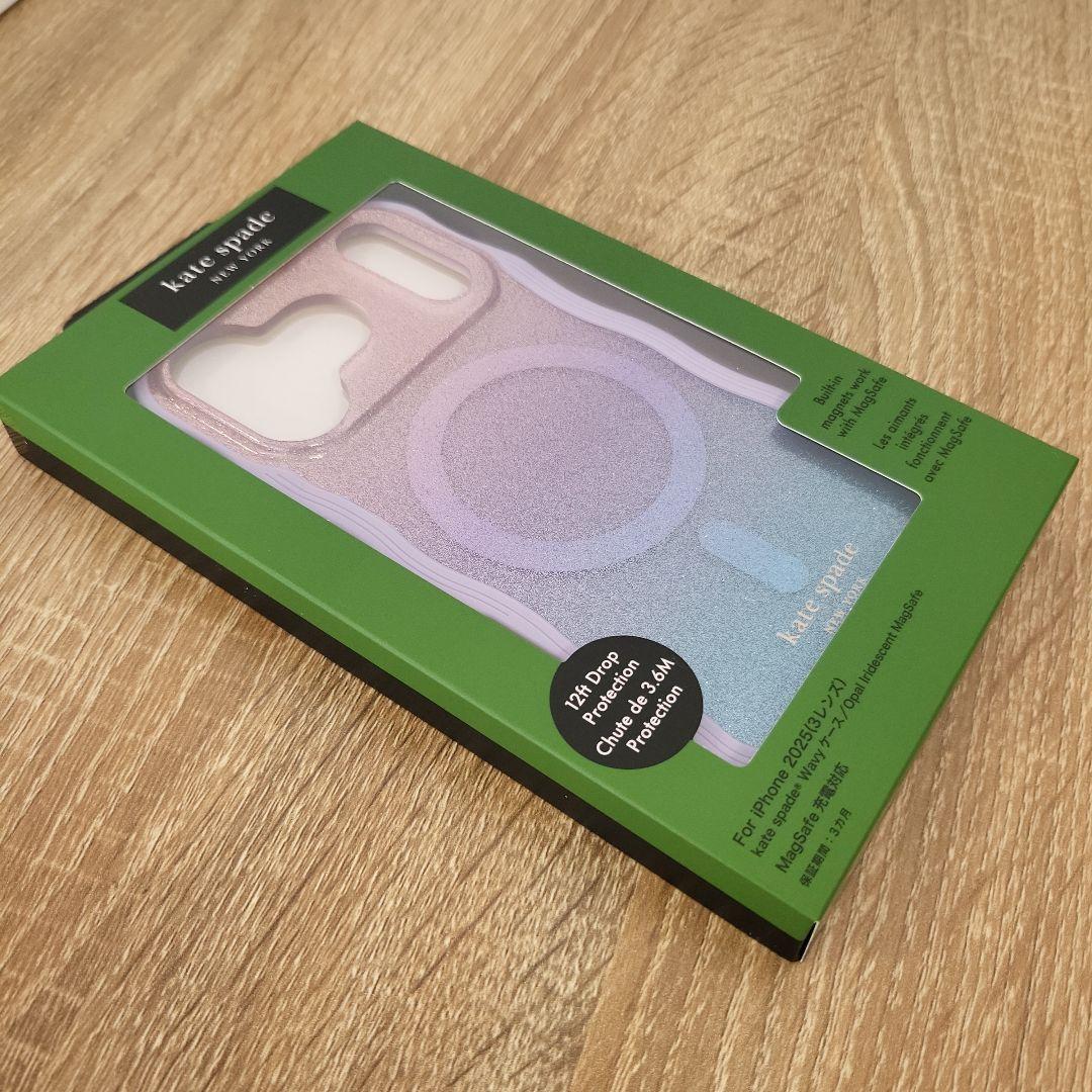 iPhone17Pro ケイトスペード（R）Wavyケース