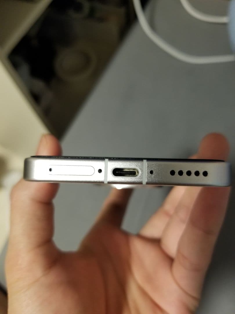 vivo Zeissレンズ搭載スマートフォン Vivo x200 promini